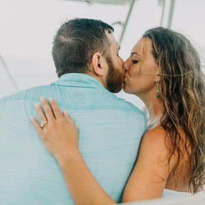 Meet your Posher, Deena